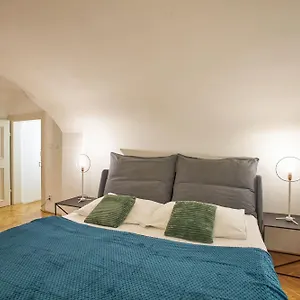Lazenska N4 Aparthotel Praga