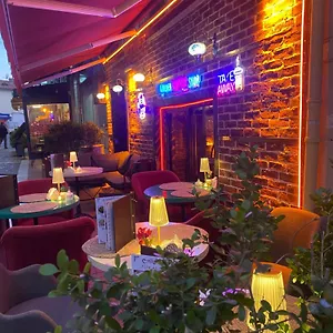 Hotel de apartamente Golden Arrow Old