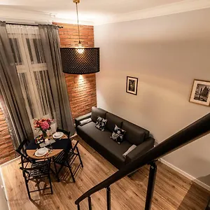 Lubomirskiego 23 - Great Location, 10 Min To Main Square By Foot, Right Next To Main Rail And Bus Station Aparthotel Cracovia
